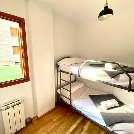 Acogedor Piso En Con Piscina Апартаменты