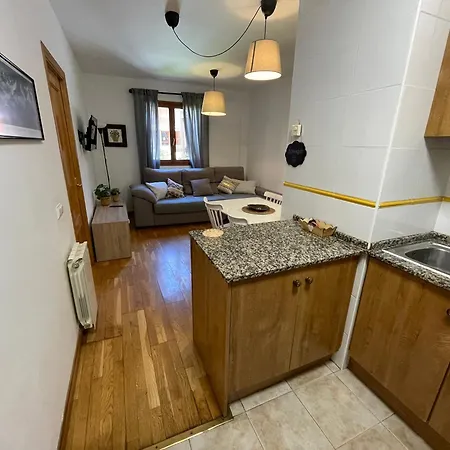 Acogedor Piso En Con Piscina 公寓